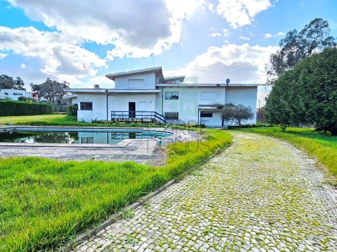 Moradia T5 para Venda em Ruivães e Novais Foto 56