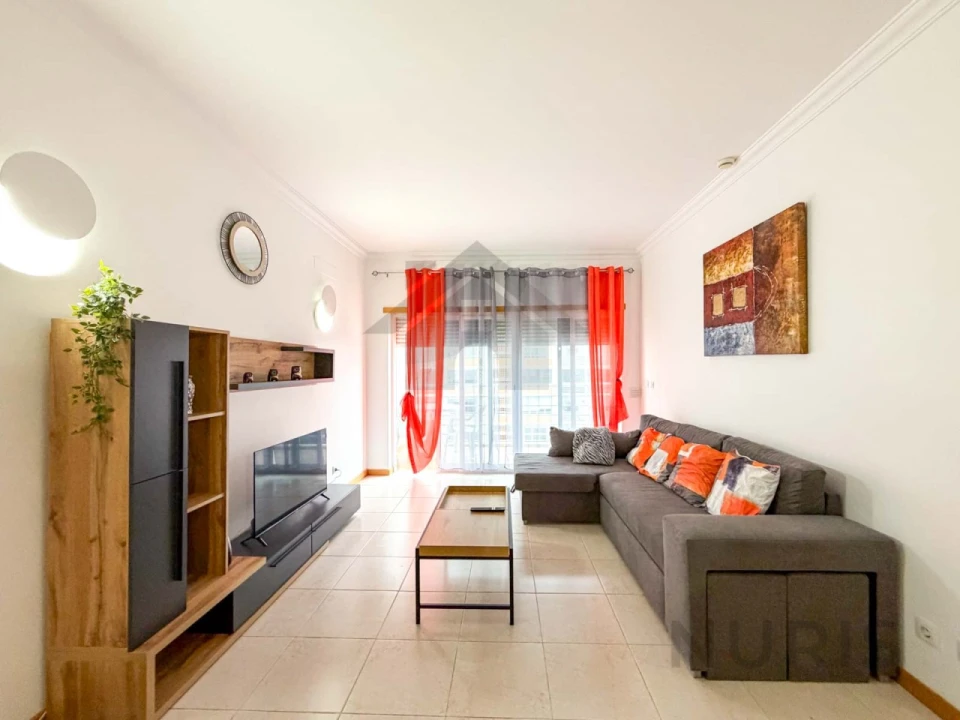 Apartamento T1 para Arrendamento em Portimão Foto 3