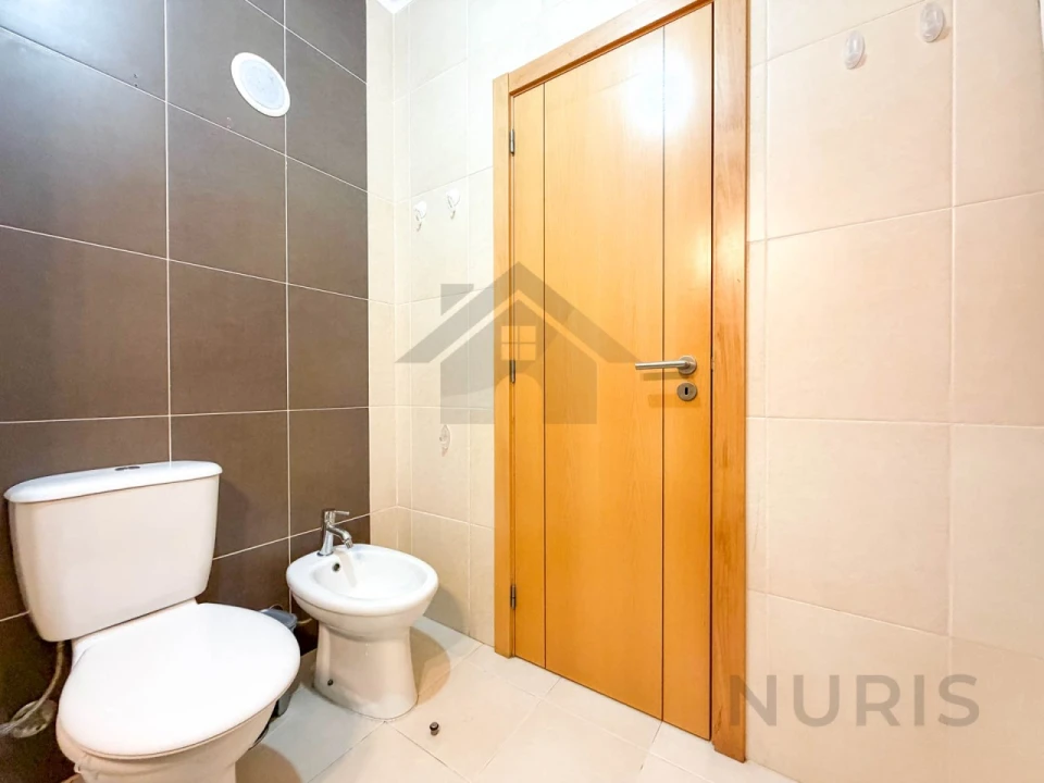 Apartamento T1 para Arrendamento em Portimão Foto 15
