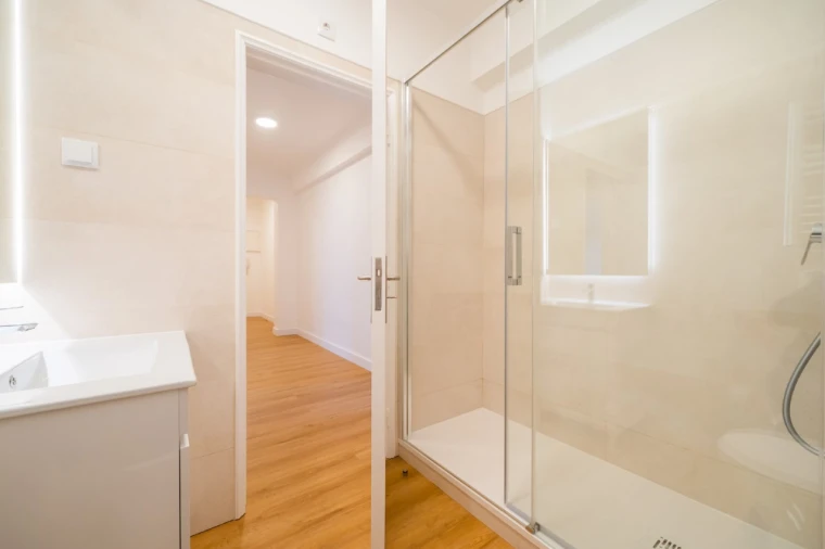 Apartamento T1 para Arrendamento em Massamá e Monte Abraão Foto 27