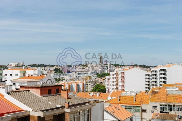 Apartamento T2 para Venda em Laranjeiro e Feijó Foto 31