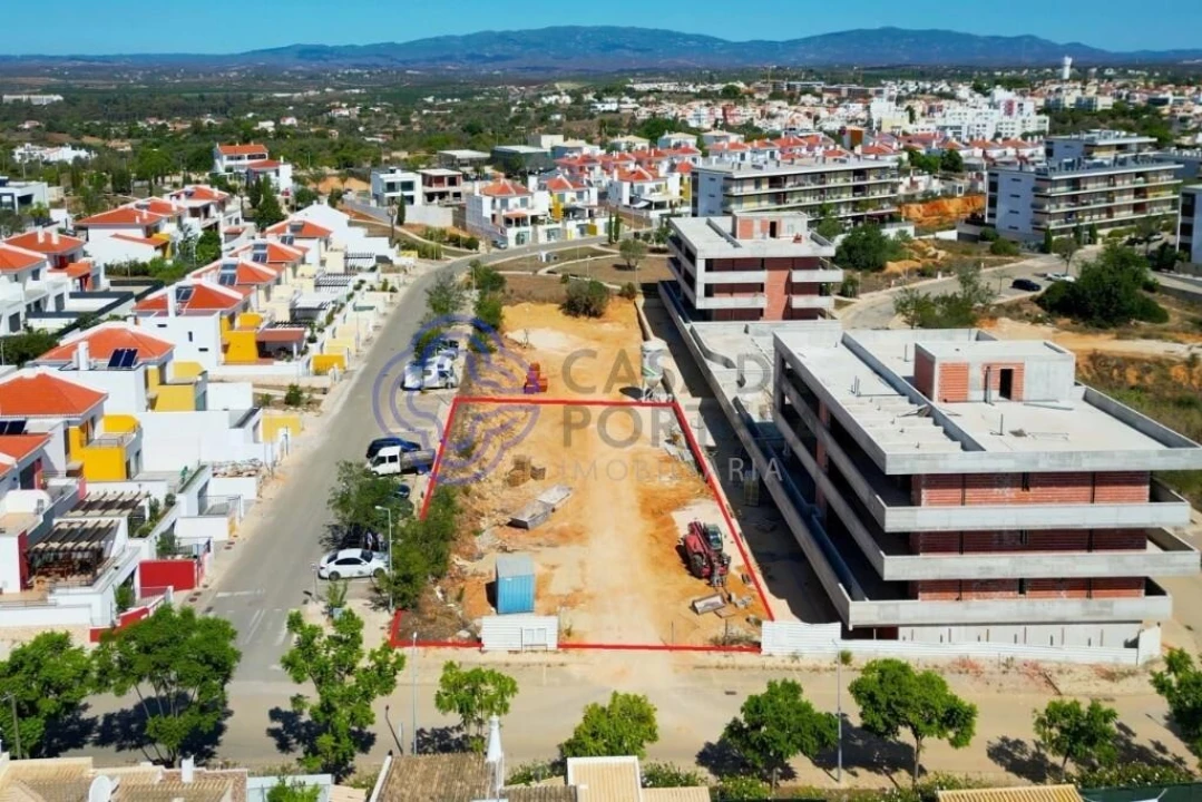 Terreno para Venda em Portimão Foto 1