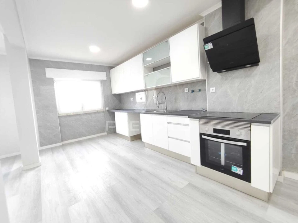 Apartamento T2 para Venda em Setubal (São Sebastião) Foto 11