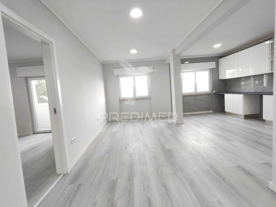 Apartamento T2 para Venda em Setubal (São Sebastião) Foto 3