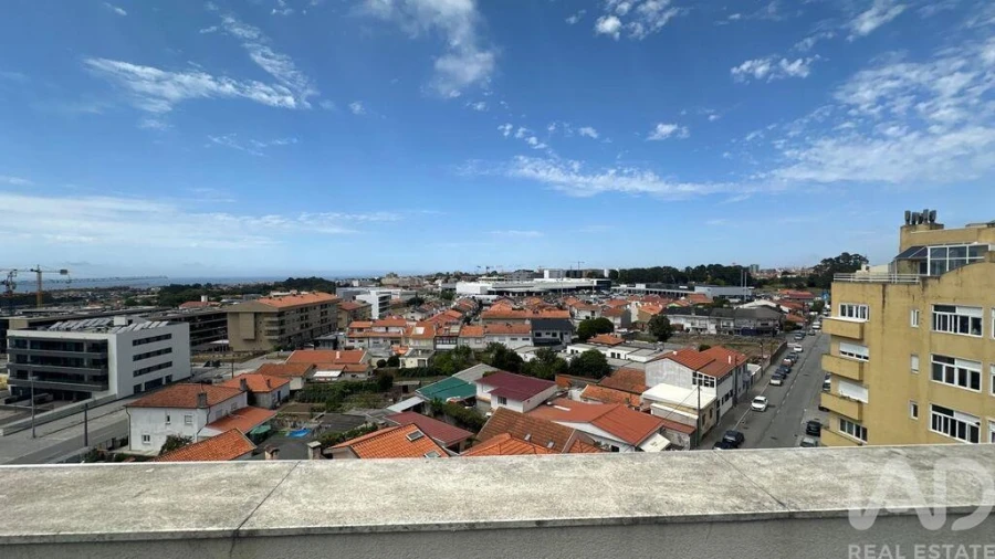Apartamento T3 para Venda em Mafamude e Vilar do Paraíso Foto 5