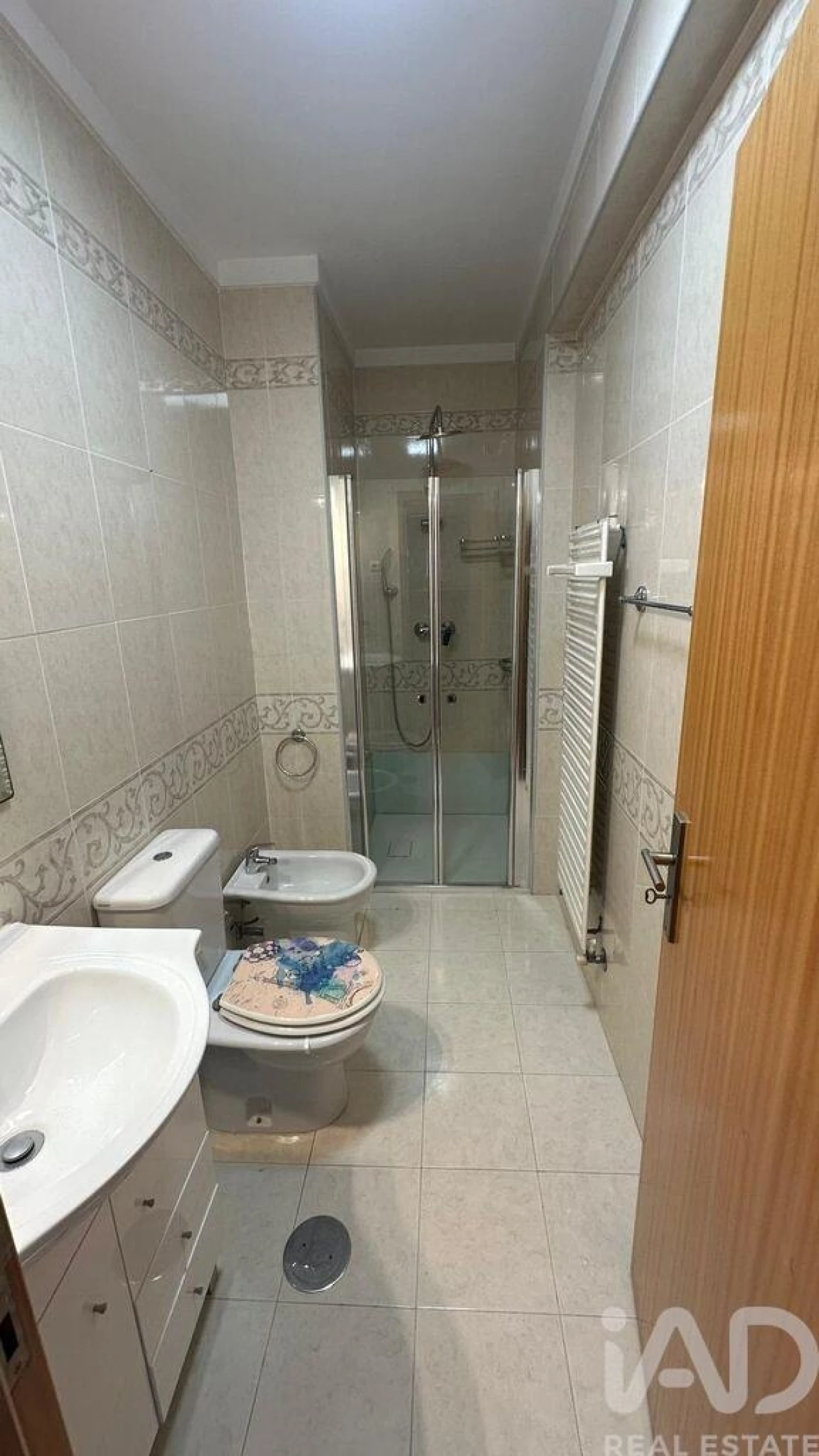 Apartamento T3 para Venda em Mafamude e Vilar do Paraíso Foto 16