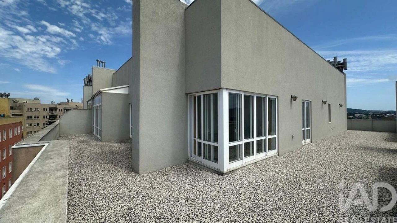 Apartamento T3 para Venda em Mafamude e Vilar do Paraíso Foto 7