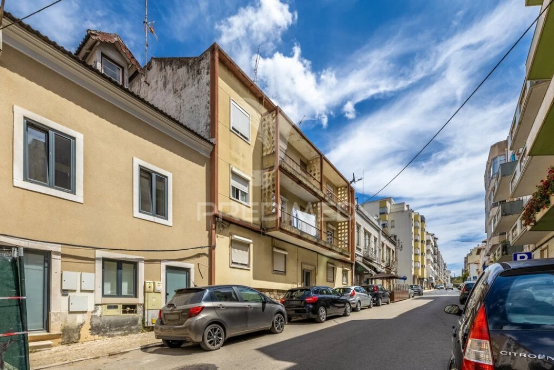 Apartamento T2 para Venda em Aljubarrota Foto 1
