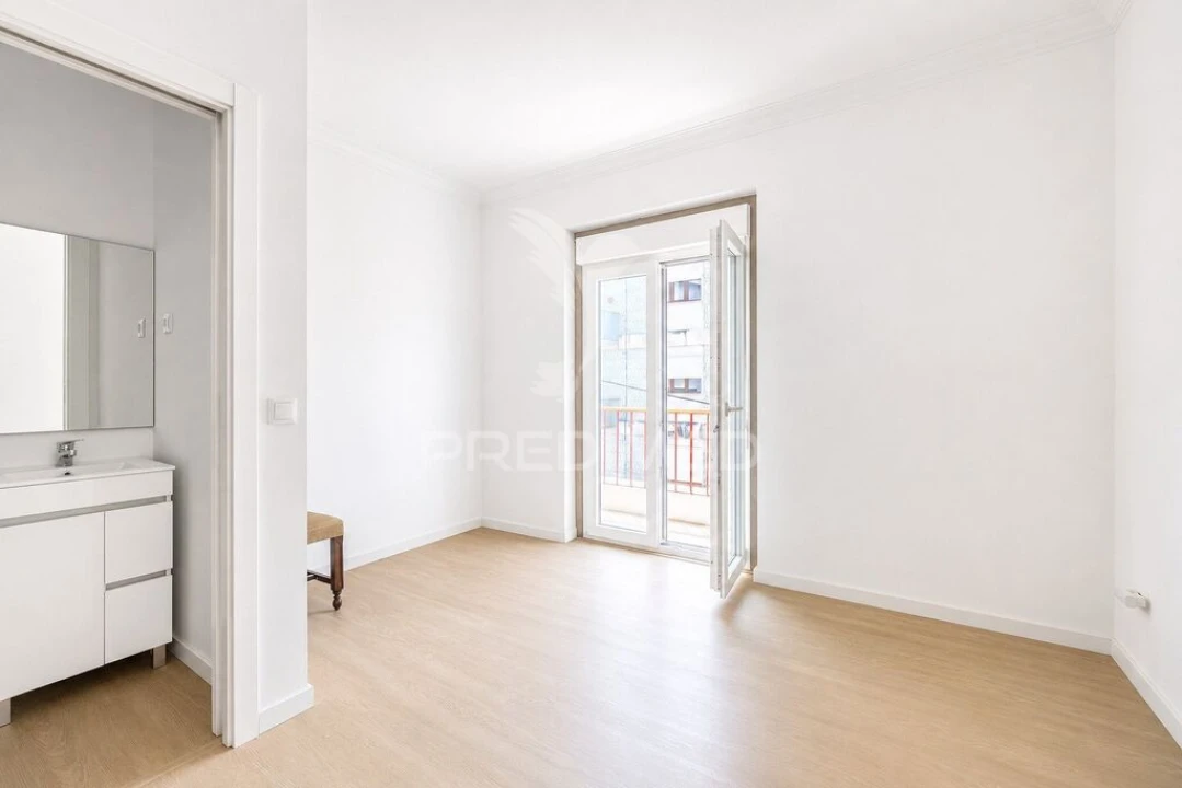 Apartamento T2 para Venda em Aljubarrota Foto 20
