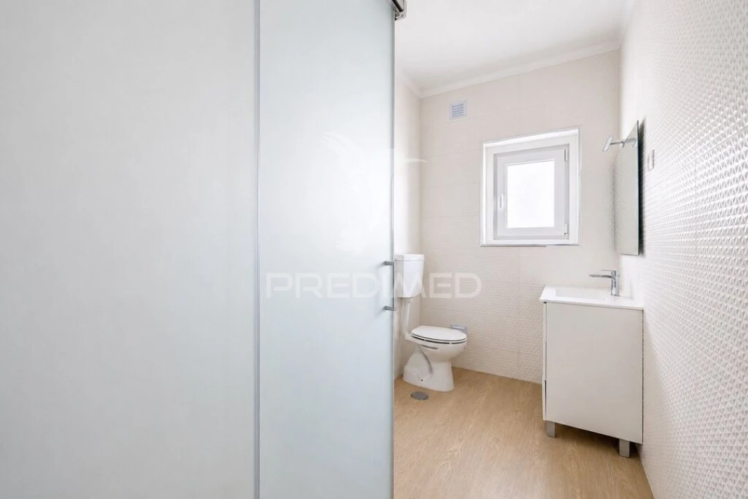 Apartamento T2 para Venda em Aljubarrota Foto 15