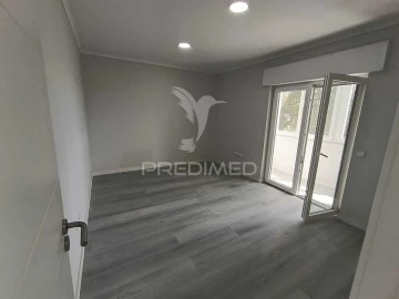 Apartamento T2 para Venda em Setubal (São Sebastião)