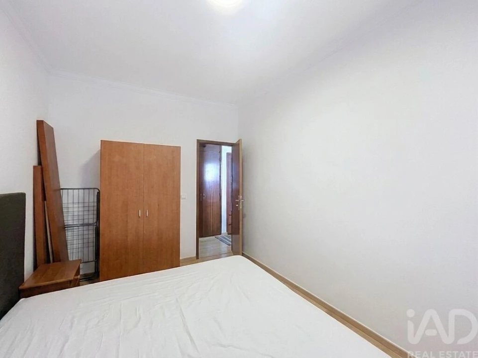 Apartamento T1 para Venda em Laranjeiro e Feijó Foto 12