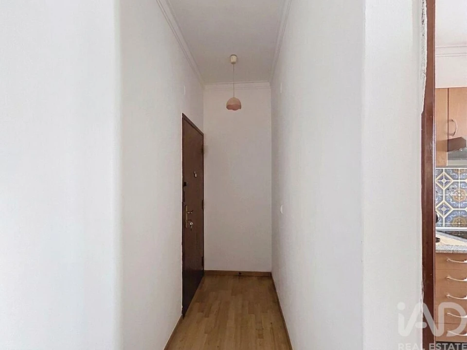Apartamento T1 para Venda em Laranjeiro e Feijó Foto 14