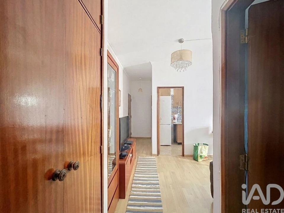 Apartamento T1 para Venda em Laranjeiro e Feijó Foto 9