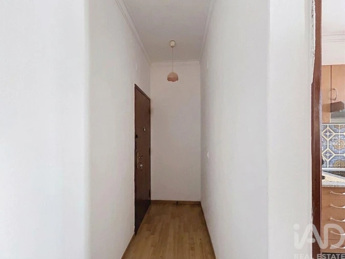 Apartamento T1 para Venda em Laranjeiro e Feijó Foto 14
