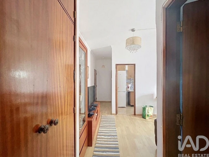 Apartamento T1 para Venda em Laranjeiro e Feijó Foto 9