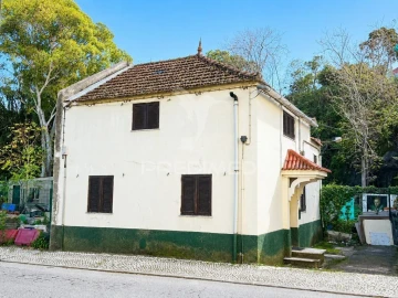 Moradia T2 para Venda em Campolide