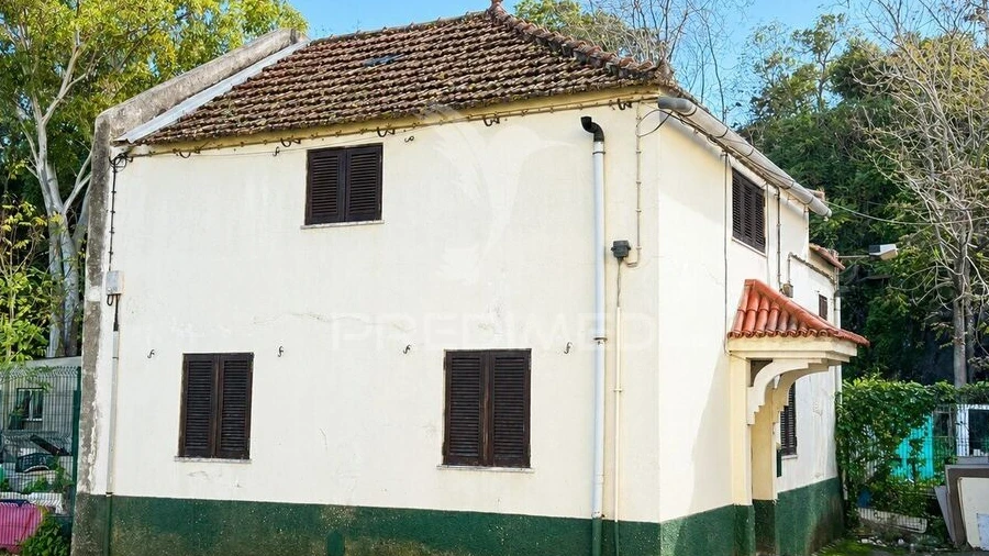 Moradia T2 para Venda em Campolide