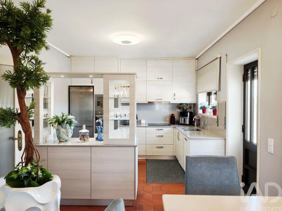 Apartamento T3 para Venda em Paços de Brandão Foto 1