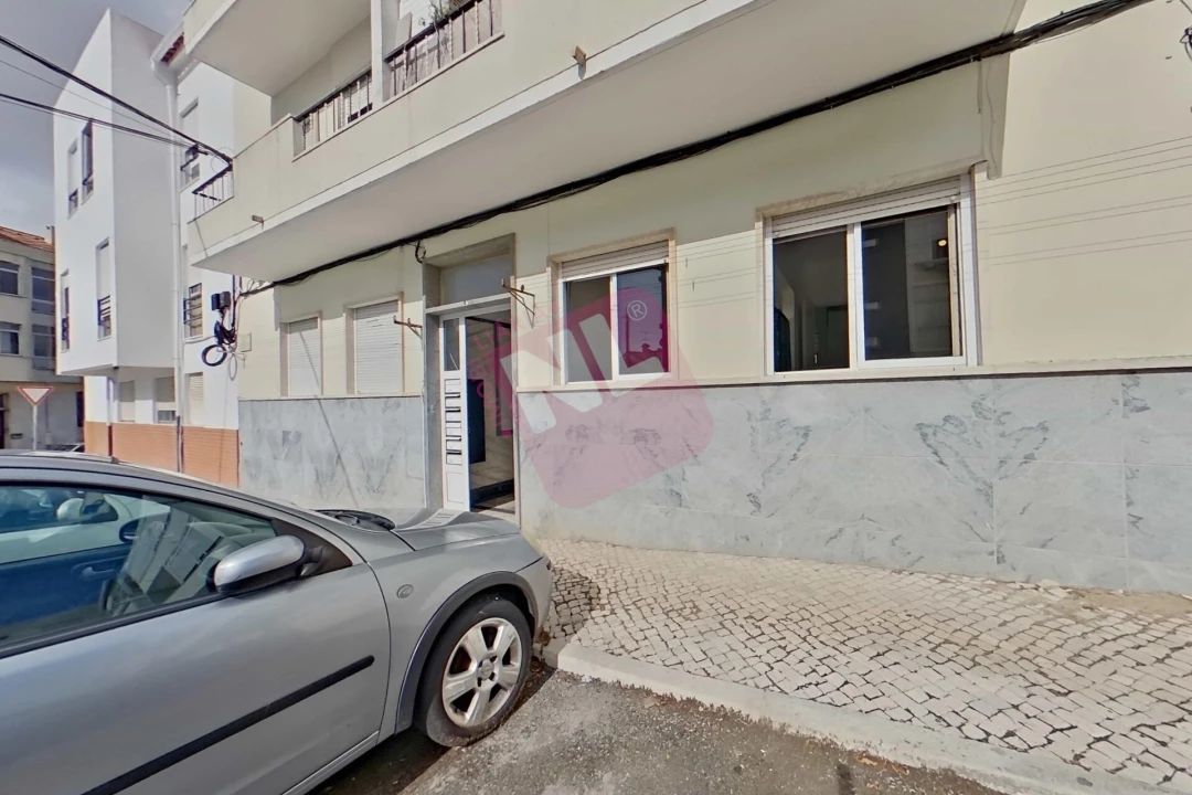 Apartamento T1 para Arrendamento em Pontinha e Famões Foto 19