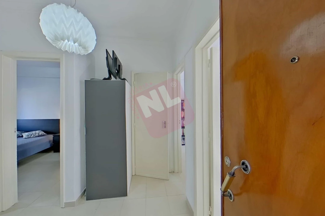 Apartamento T1 para Arrendamento em Pontinha e Famões Foto 24