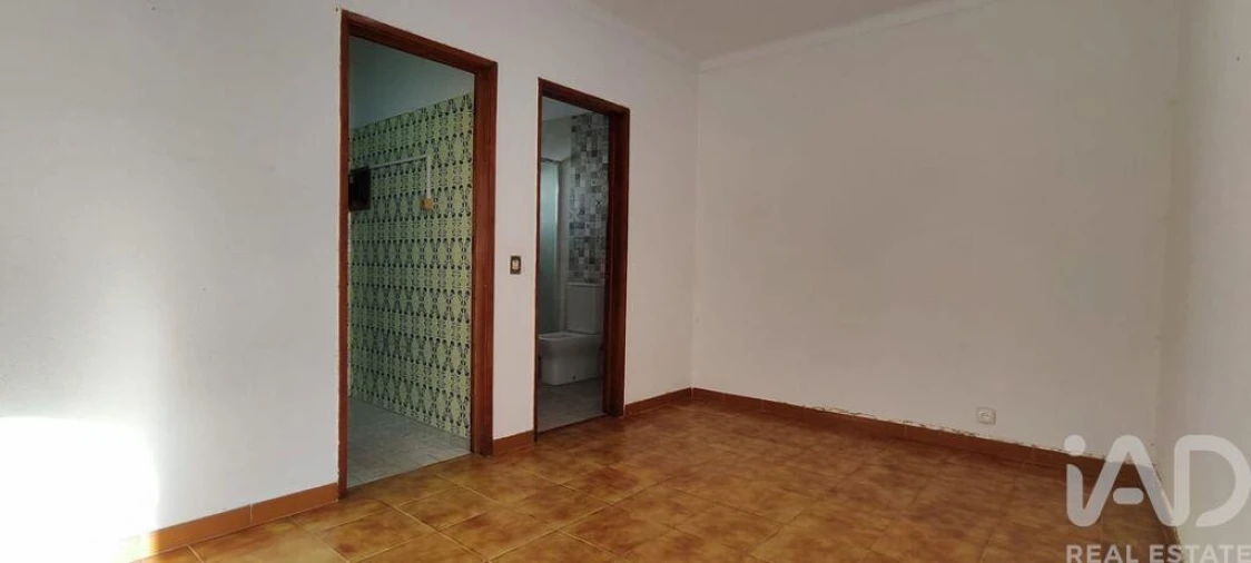 Apartamento T1 para Venda em Sesimbra (Santiago) Foto 3