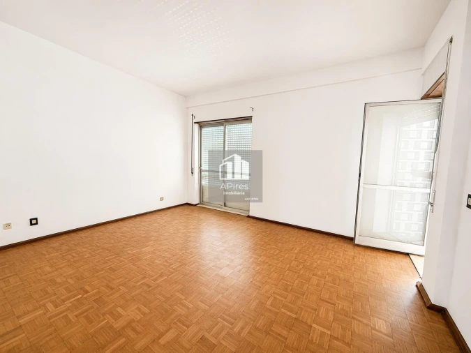 Apartamento T3 para Venda em União das Freguesias de Setúbal Foto 6