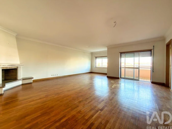 Apartamento para Venda em Leiria, Pousos, Barreira e Cortes Foto 9