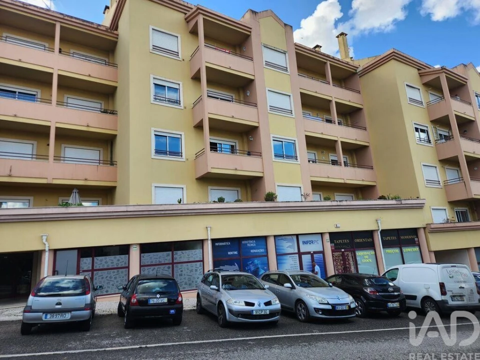 Apartamento para Venda em Leiria, Pousos, Barreira e Cortes Foto 1