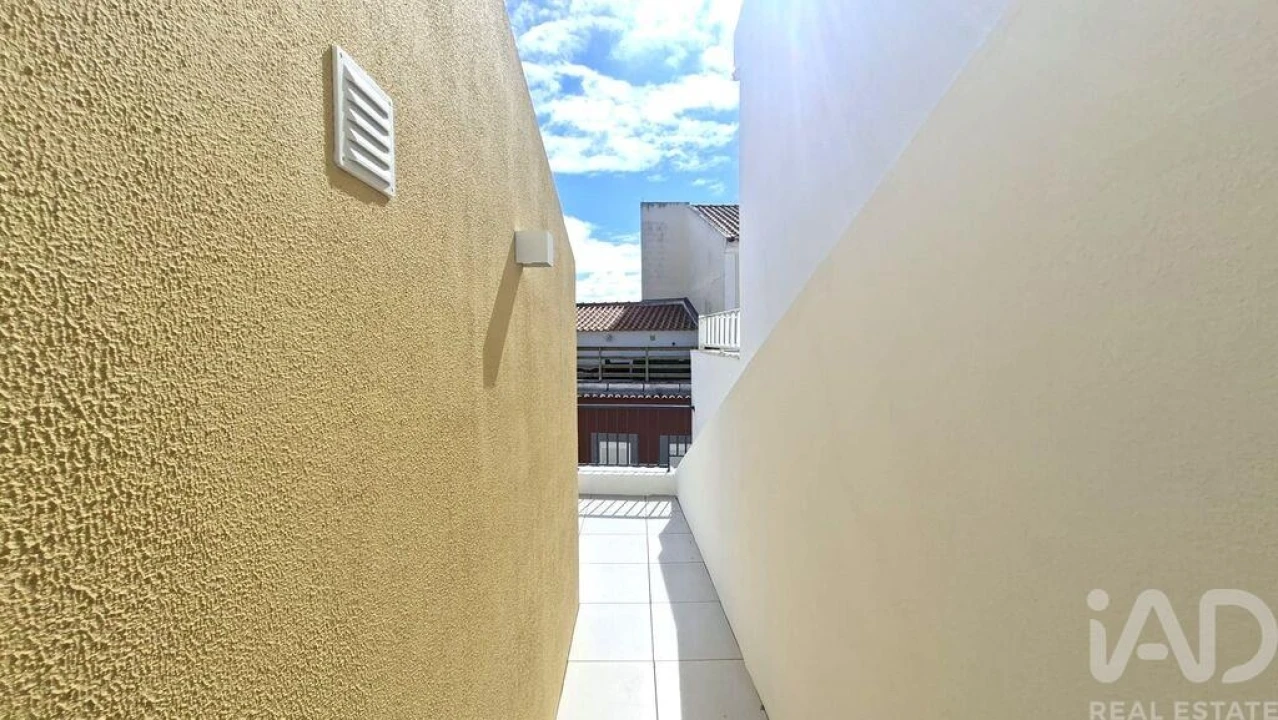 Moradia T3 para Venda em Peniche Foto 21