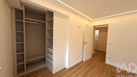 Moradia T3 para Venda em Peniche