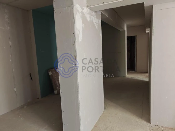 Apartamento T2 para Venda em Laranjeiro e Feijó Foto 11