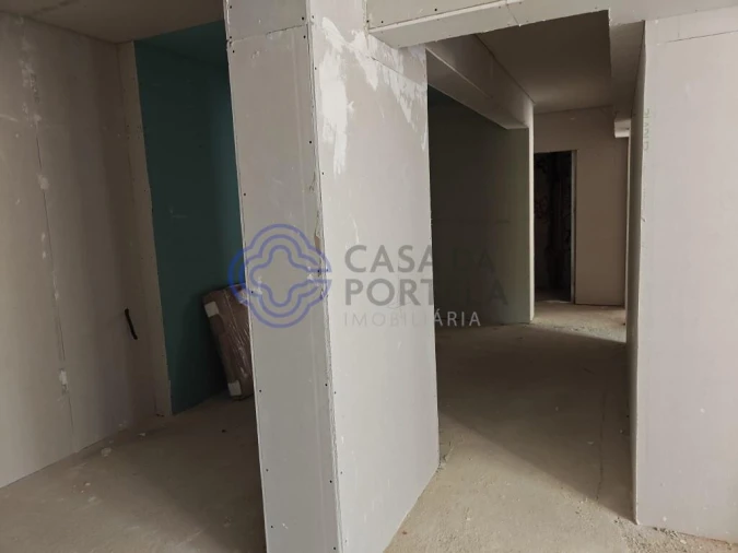 Apartamento T2 para Venda em Laranjeiro e Feijó Foto 10