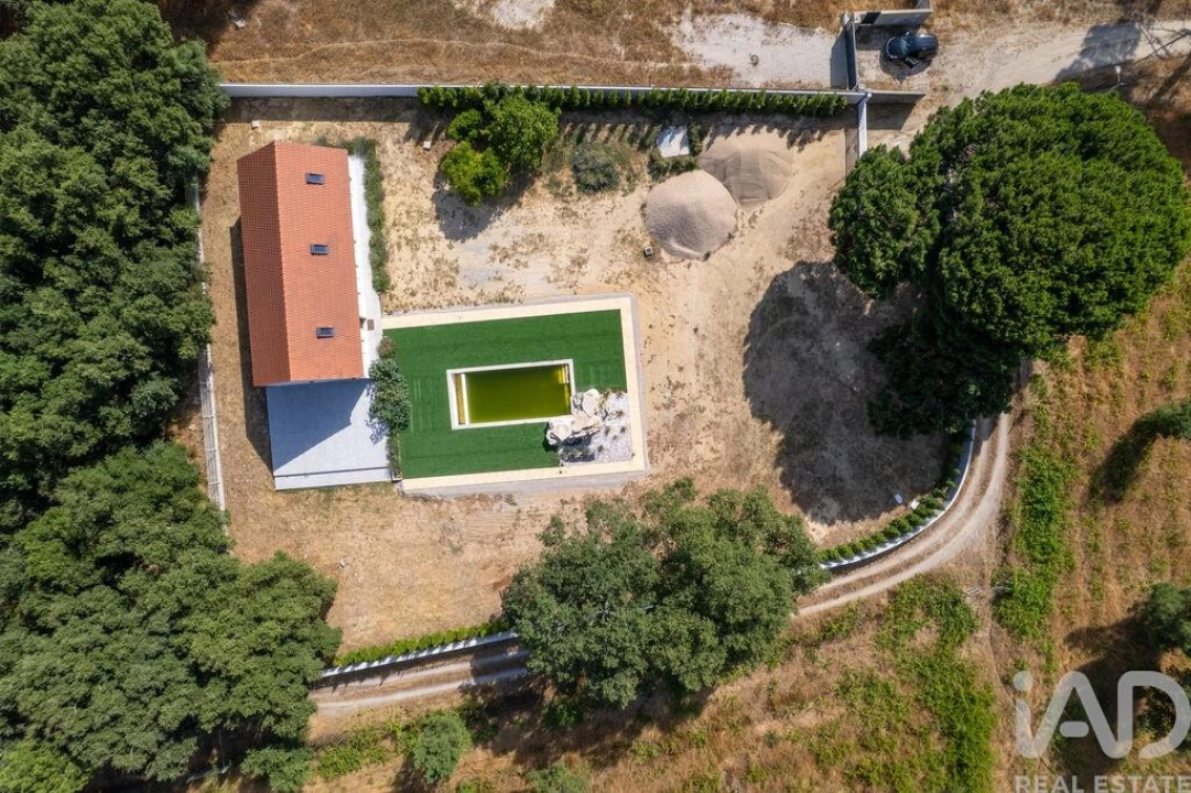 Moradia T3 para Venda em Azeitão (São Lourenço e São Simão) Foto 37