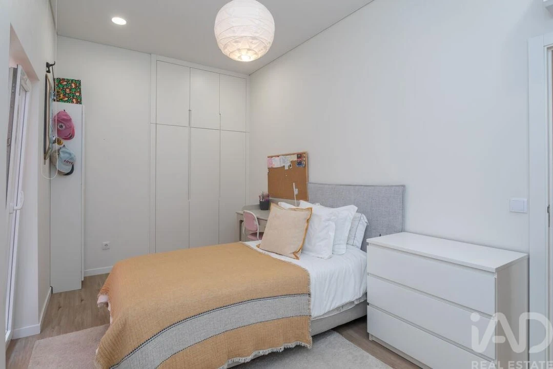 Apartamento T3 para Venda em Campolide Foto 21
