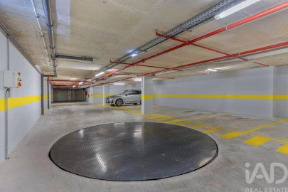 Apartamento T3 para Venda em Campolide