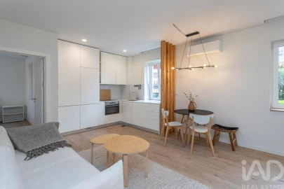 Apartamento T3 para Venda em Campolide