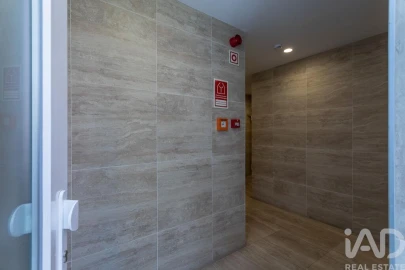 Apartamento T3 para Venda em Campolide