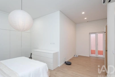 Apartamento T3 para Venda em Campolide