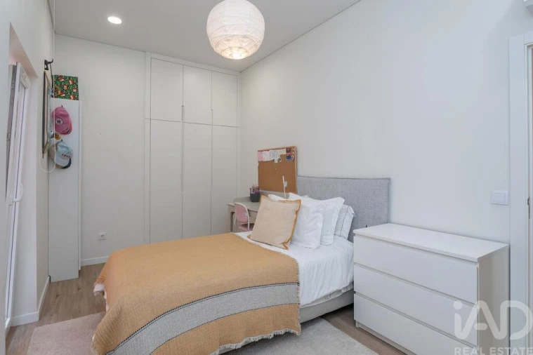 Apartamento T3 para Venda em Campolide Foto 21