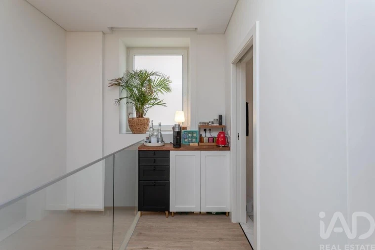 Apartamento T3 para Venda em Campolide Foto 11
