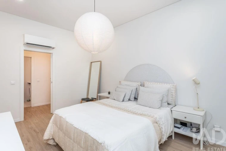 Apartamento T3 para Venda em Campolide Foto 17