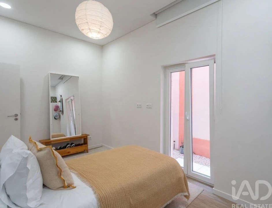 Apartamento T3 para Venda em Campo de Ourique Foto 23