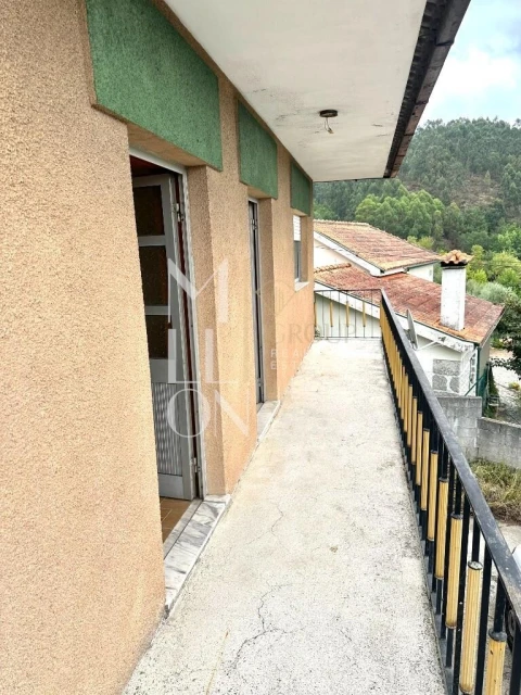 Moradia T2 para Venda em Aboadela, Sanche e Várzea