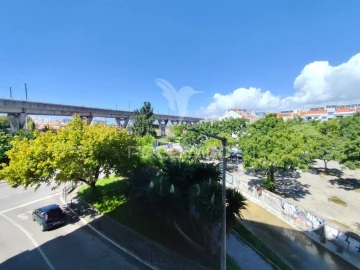 Apartamento T2 para Venda em Corroios