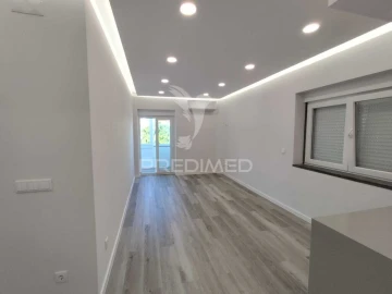 Apartamento T2 para Venda em Corroios