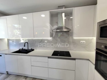 Apartamento T2 para Venda em Corroios
