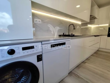 Apartamento T2 para Venda em Corroios