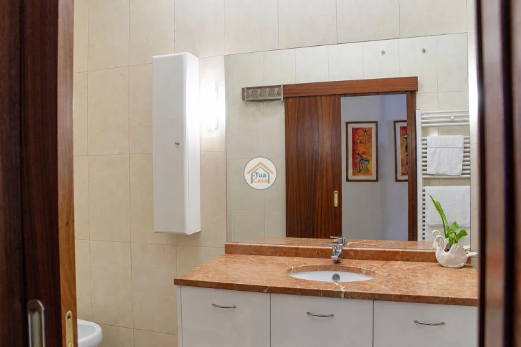 Apartamento T2 para Venda em Cedofeita, Santo Ildefonso, Sé, Miragaia, São Nicolau e Vitória Foto 24