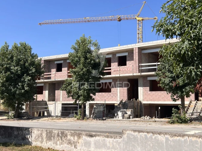 Moradia T3 para Venda em Antas e Abade de Vermoim Foto 4